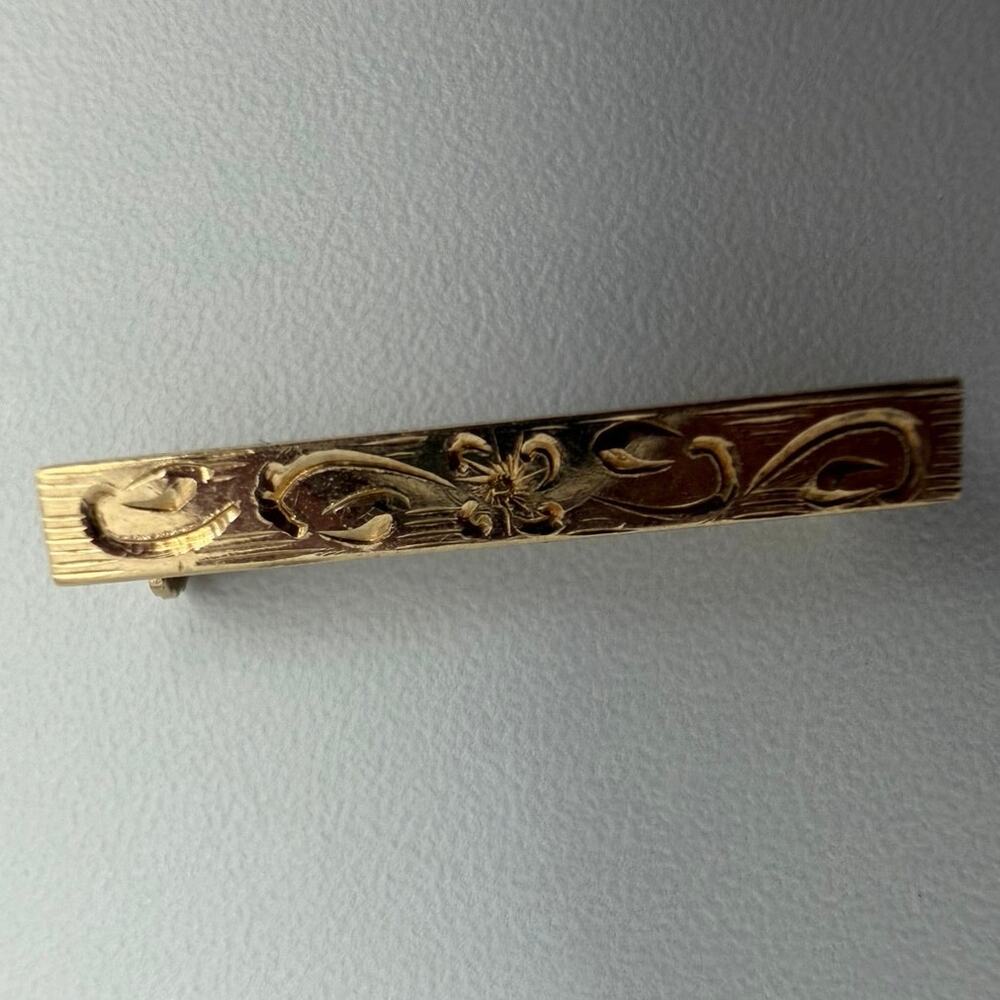 Antique 14K Yellow Gold Bar Brooch Pin Engraved Floral Scarf Pin Estate Jewelry